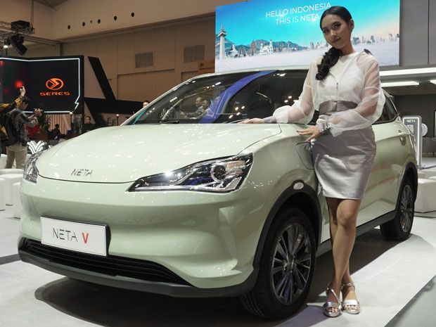 mobil listrik Neta V