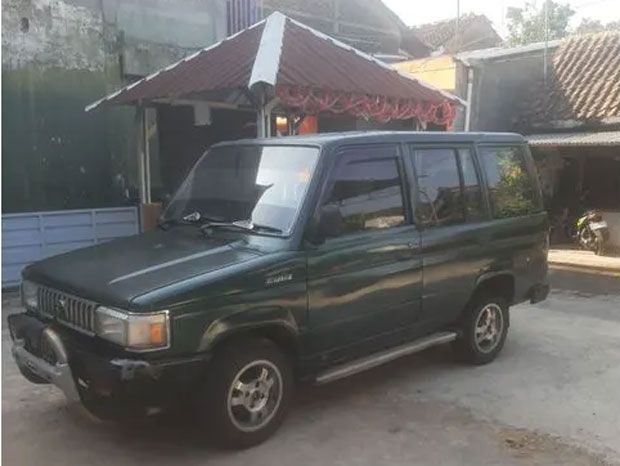 mobil bekas Jogja di bawah 50 juta