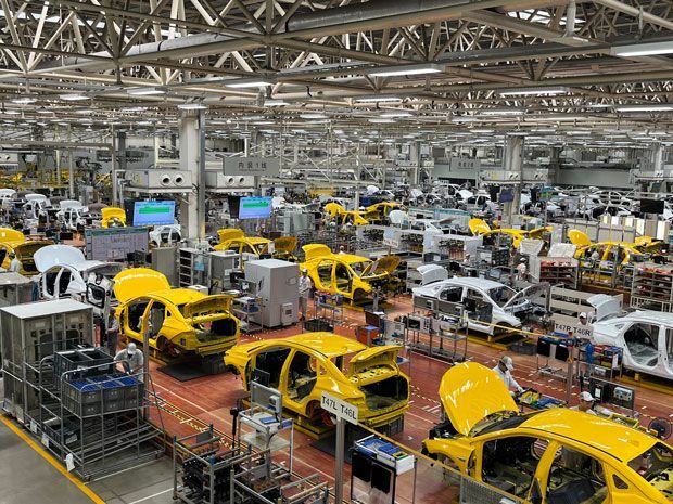 pabrik mobil listrik GAC Aion di China