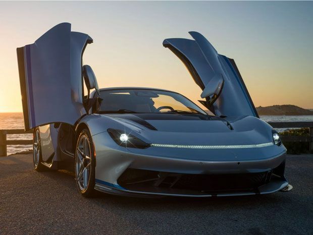 Pininfarina Battista Targamerica milik Michael Jordan