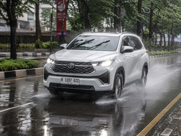 tanda sensor ABS mobil mulai rusak 