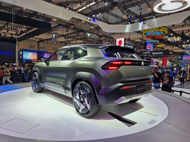 Suzuki eVX Concept di GIIAS 2024