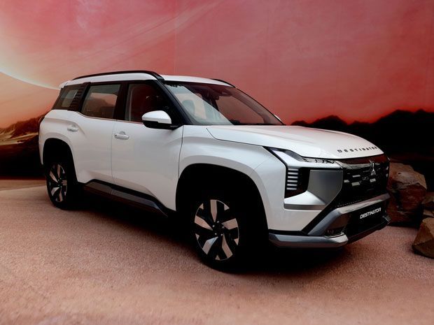 Mitsubishi Destinator 