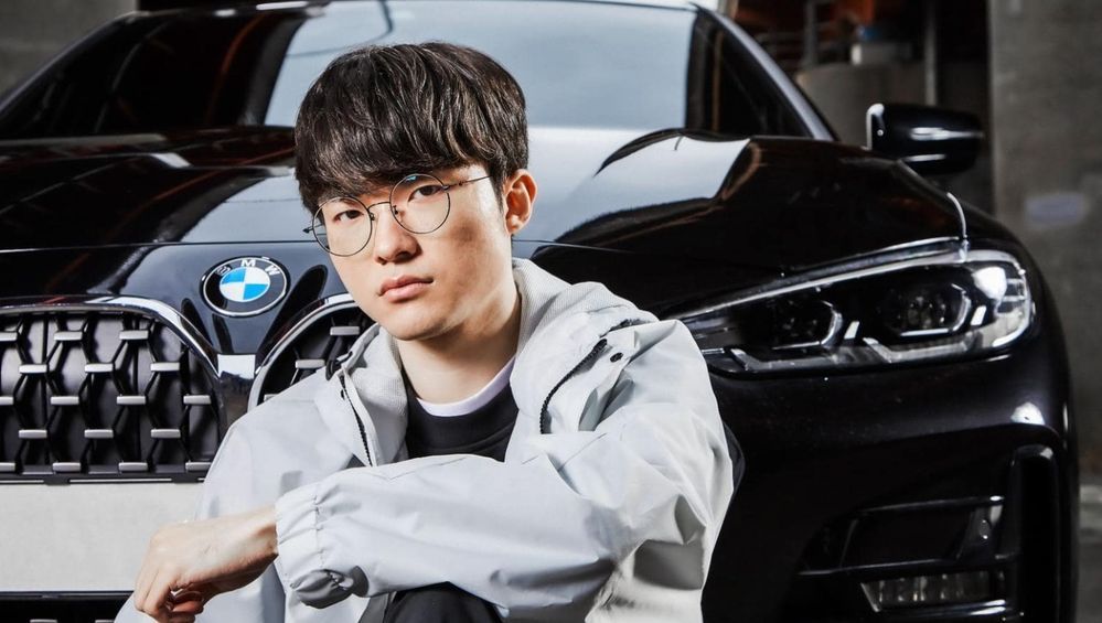 faker esport athlete cars
