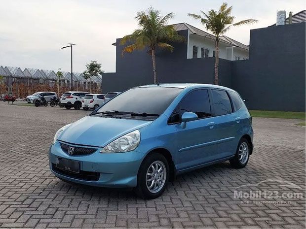 mobil bekas Surabaya di bawah 100 juta