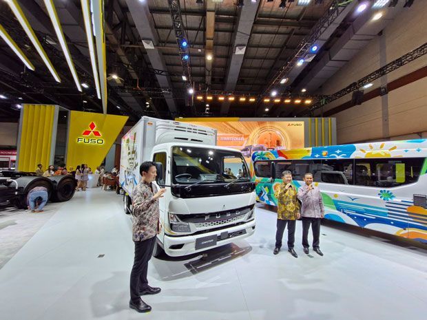 Mitsubishi eCanter 2024