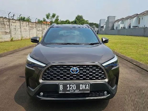 Corolla Cross hybrid 