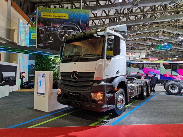 truk Mercedes-Benz Actros 2024