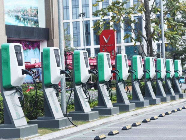 SPKLU mobil listrik di Vietnam