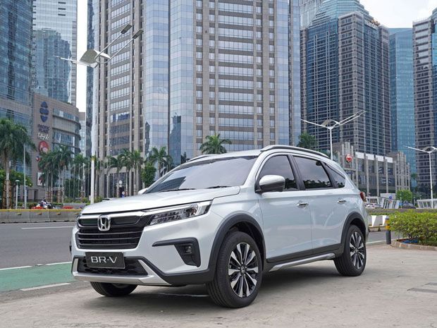 daftar mobil tak boleh pakai Pertalite