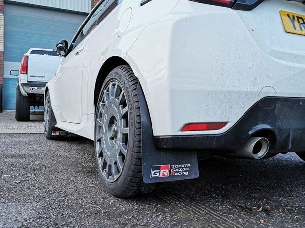 modifikasi mobil rally look