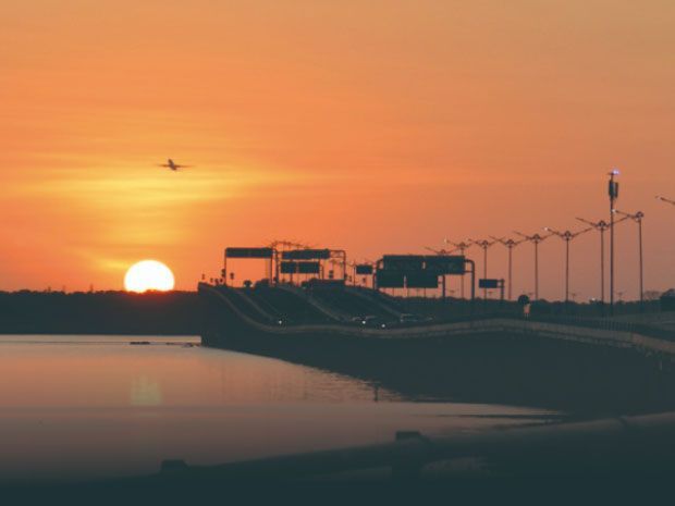 tips aman mengemudi di jalan tol