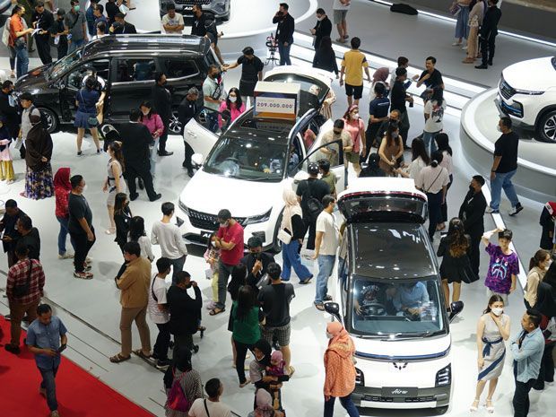 penjualan mobil Indonesia 2024