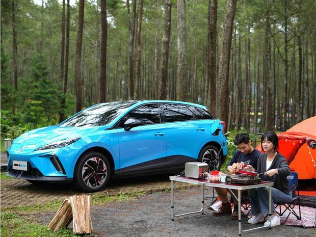 mobil listrik MG4 EV
