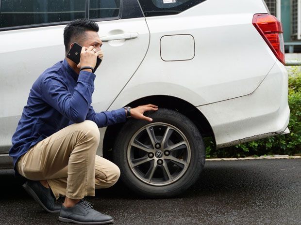 ciri ban mobil harus diganti