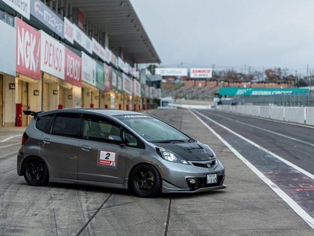 Honda Jazz modifikasi balap