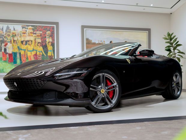 Harga Ferrari Roma Spider