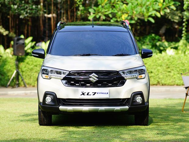 Suzuki XL7 Hybrid