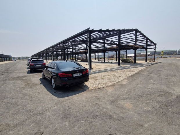 Pusat Otomotif Indonesia (POIN) PIK 2