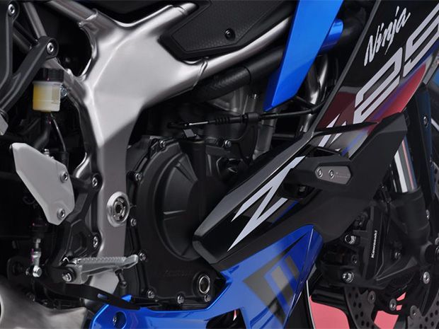 Mesin Kawasaki Ninja ZX-25R