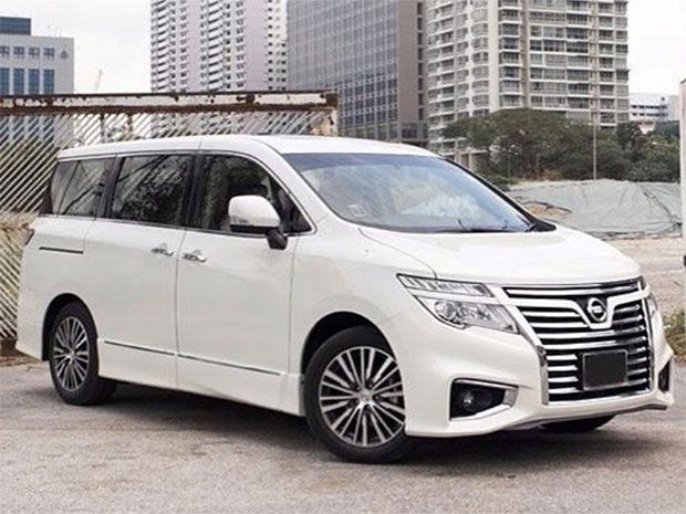 Toyota Alphard, MPV Sultan yang tak punya lawan seimbang