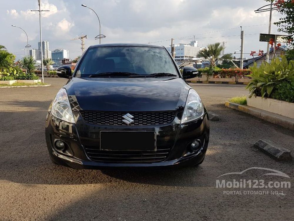 Suzuki Swift Bekas