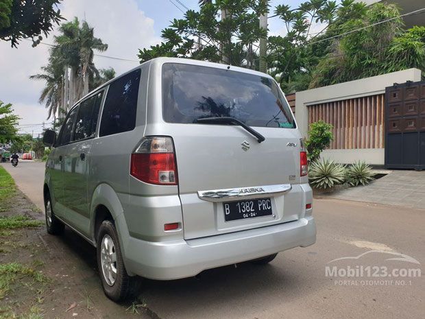 Harga Suzuki Apv Bekas 2014 Di Bawah Rp 100 Juta Dp Rp 16 Juta Mobil