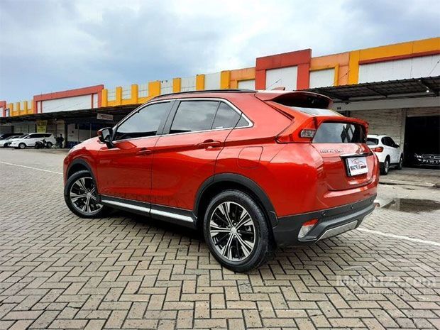 Mitsubishi Eclipse Cross Bekas, Barang Mulus dan Harga Drop Dibanding Barunya 