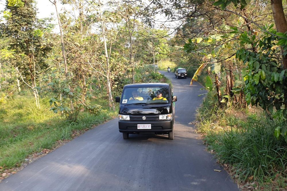 Suzuki Carry Pick Up Dominasi Kendaraan Niaga Ringan di Tengah Pandemi