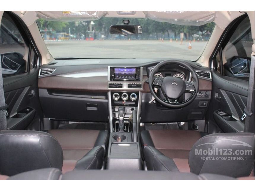 Mitsubishi Xpander Cross bekas 2020