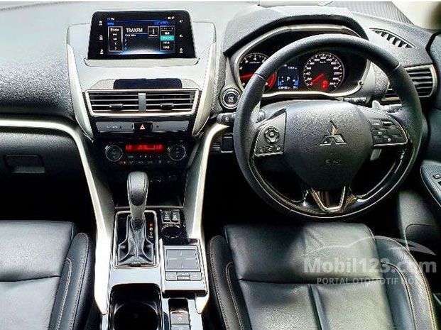 Interior Mitsubishi Eclipse Cross