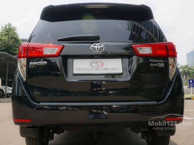 Desain bagian belakang Toyota Kijang Innova 2019
