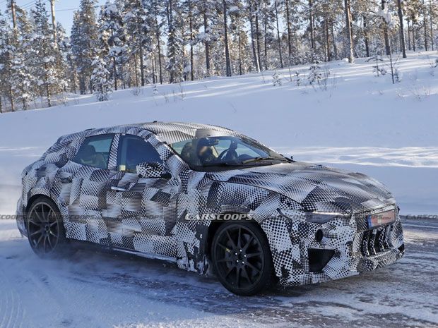 Ferrari Purosangue, SUV Ferrari
