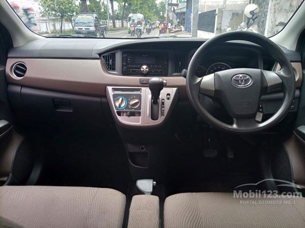 Interior Toyota Calya 2016 Tipe G AT