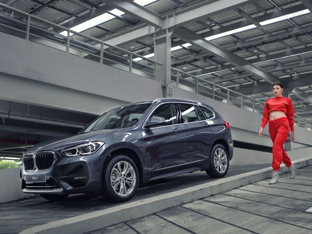 mobil mewah BMW X1 dapat dibiayai dengan MUF Premium