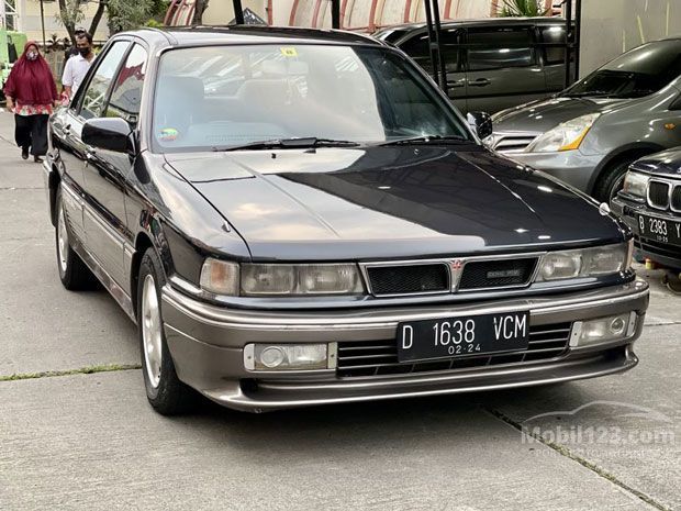 Mitsubishi Eterna 1992