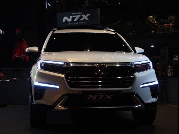 63814-honda-n7x-concept-dari-sisi-depan-3.jpg