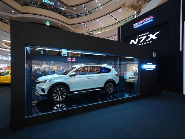 63818-honda-n7x-concept-di-surabaya-tampak-samping-3.jpg
