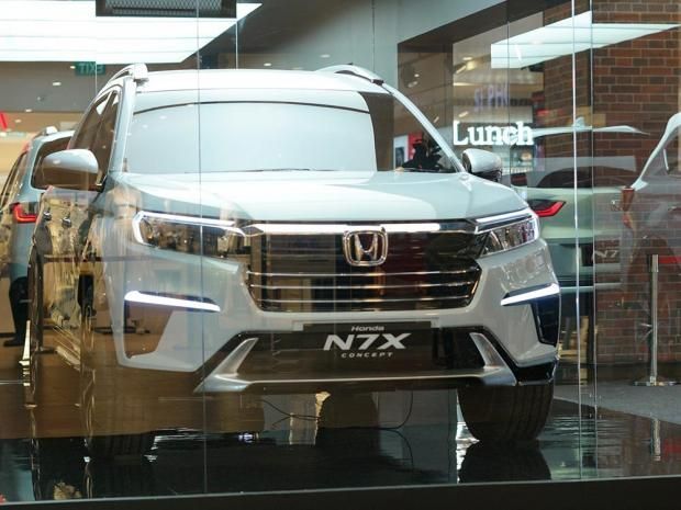 Honda N7X Concept, versi konsep dari Honda BR-V generasi terbaru