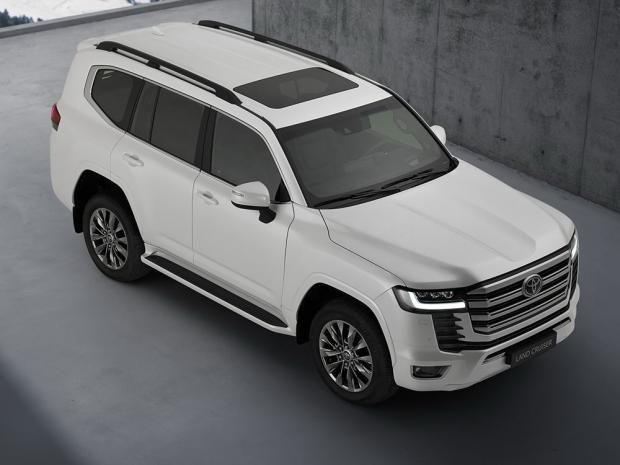 Toyota Land Cruiser 300