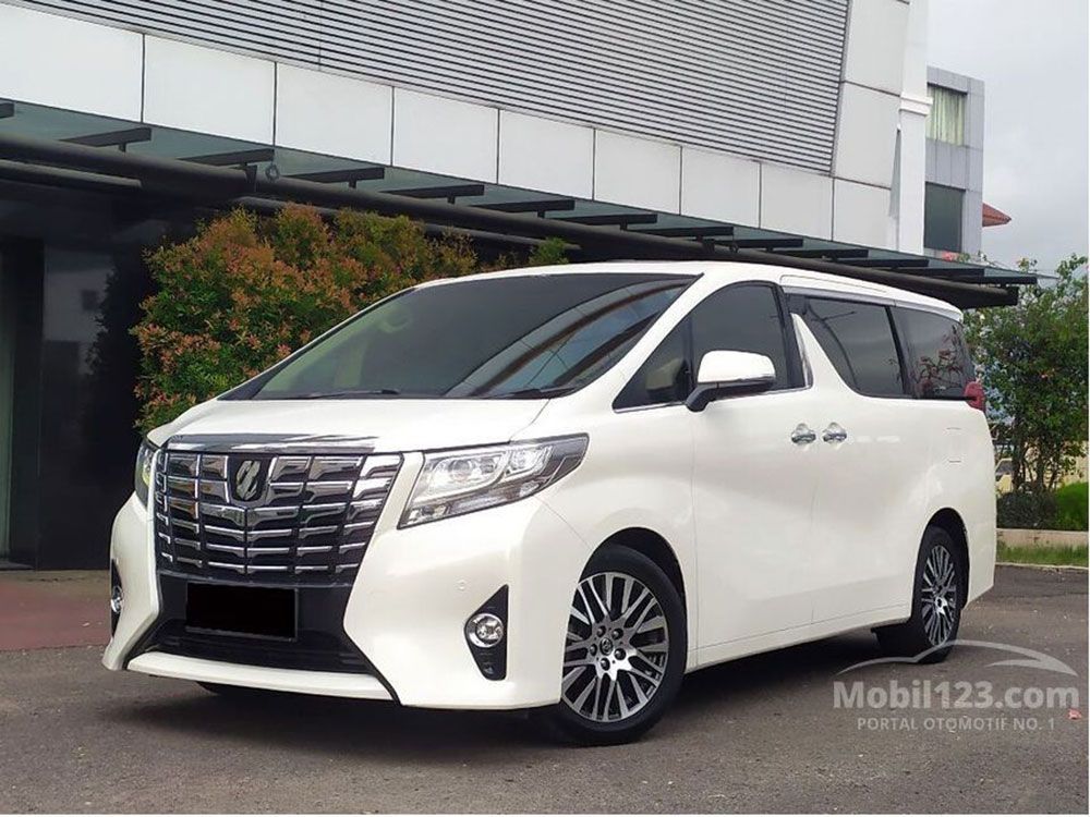 Harga Toyota Alphard Bekas 2015