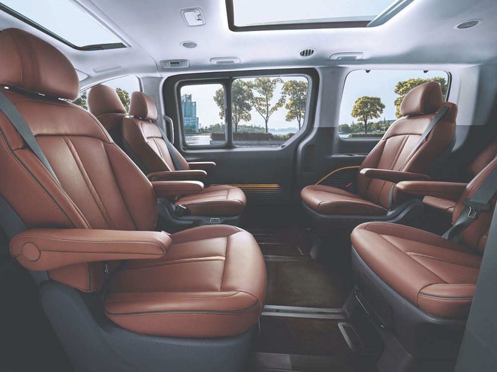 Hyundai Staria