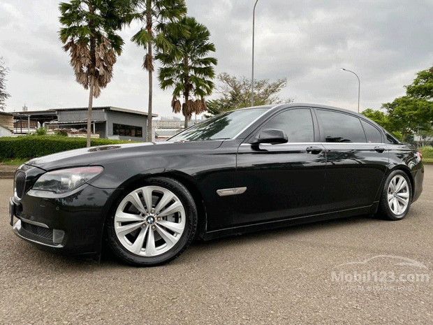 BMW Seri 7 bekas 2012 DP Rp5 Juta
