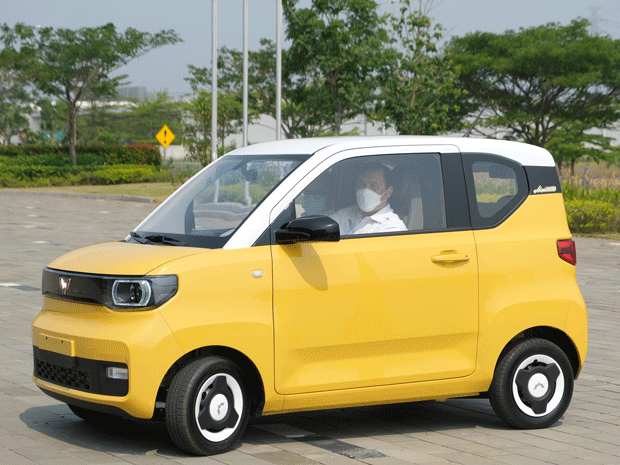 mobil listrik murah China Wuling Mini EV