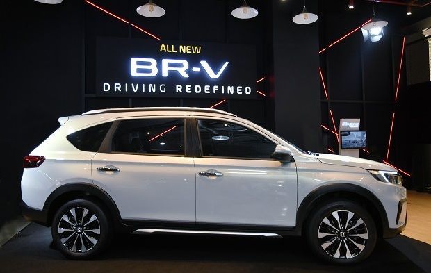 Tampilan Samping All New Honda BR-V