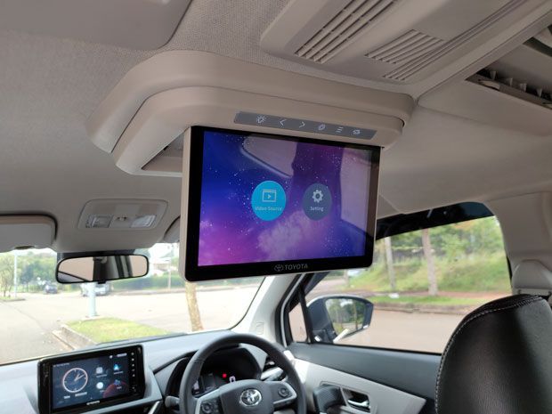 Rear Seat Entertainment pada All New Toyota Veloz