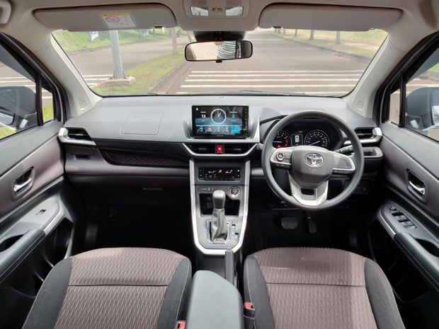 interior All New Toyota Avanza