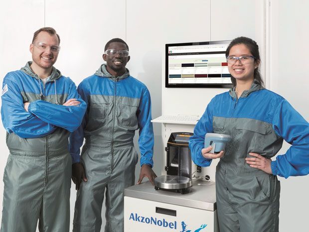 tim dari Akzonobel Sikkens