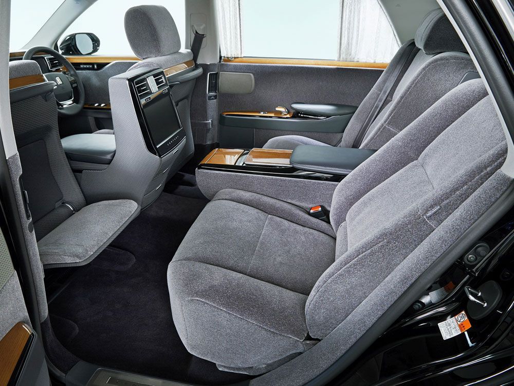 interior Toyota Century 2022