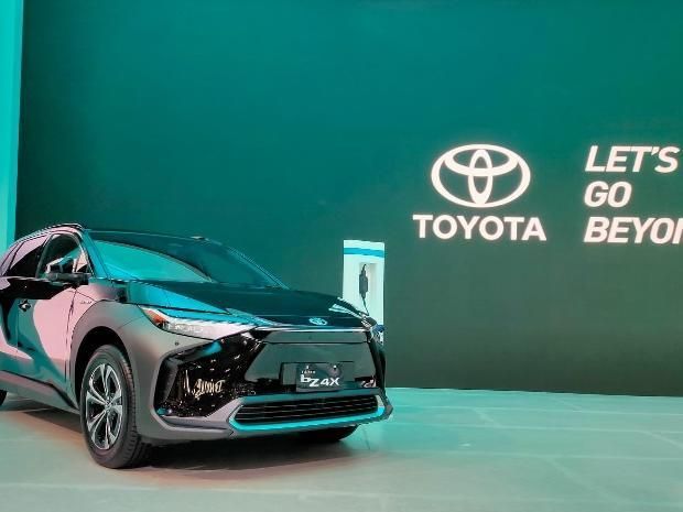Toyota Masih Pelajari Model Mobil Listrik yang Dirakit di Indonesia ...